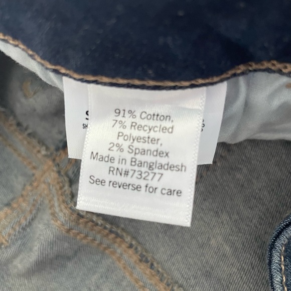 NWT Juniors SO Denim Low Rise Bermuda Shorts, Size 13 / 31W - Picture 7 of 8